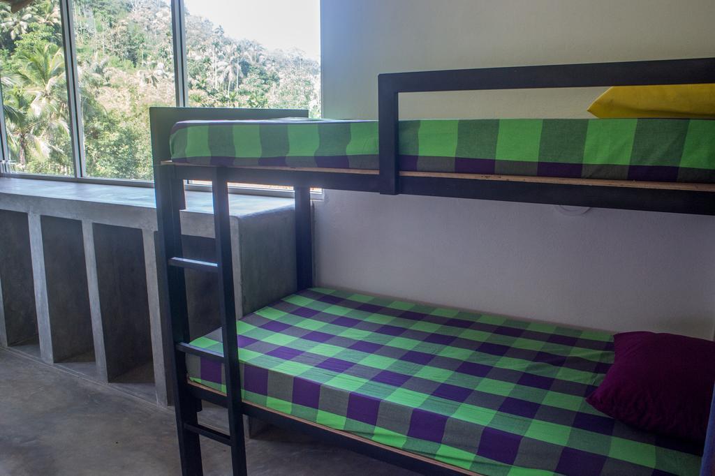 Sinharaja Hostel デニヤヤ 部屋 写真